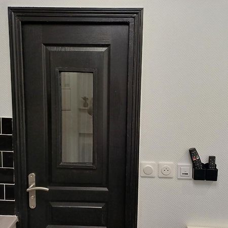 Bright Small Studio Paris Saint Ouen المظهر الخارجي الصورة
